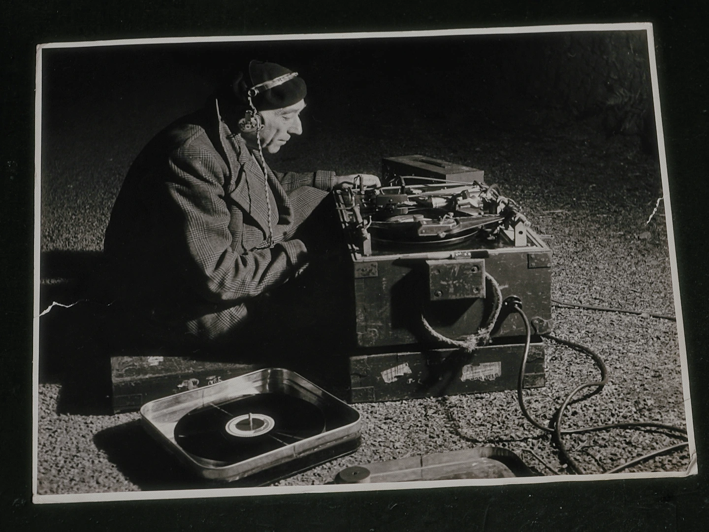 Ludwig Koch with his sound recording gear in the late 1940s.