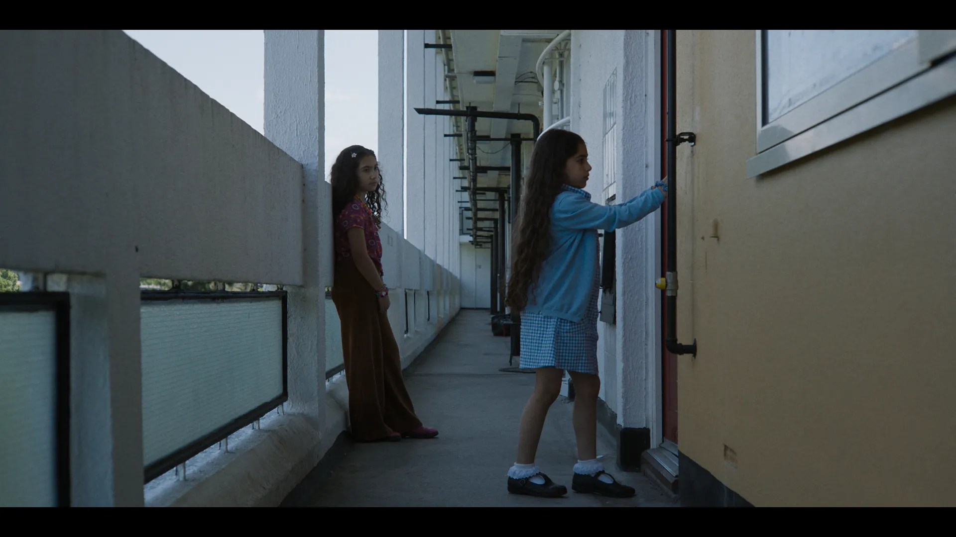 Sophia Akraminejad and Nika Roufi in In the Clouds Film by Alexandra Bahíyyih Wain