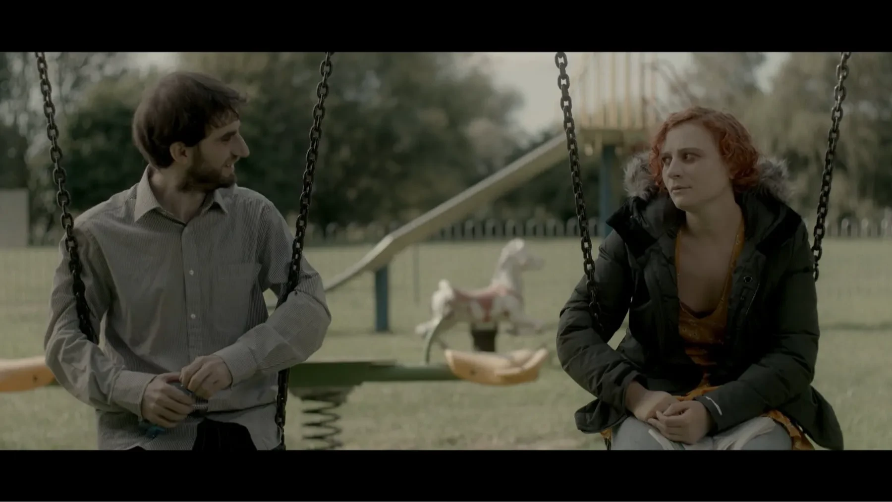 Oliver (played by Michael Southgate) and Renn (played by Emily Tucker) discuss mental health, addiction & aliens