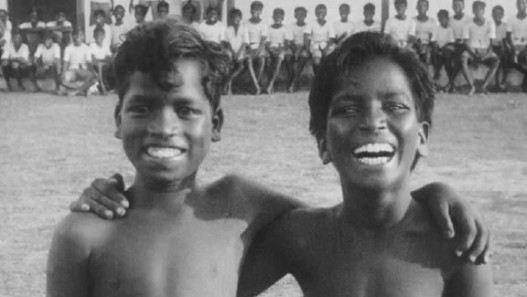 Around India with a Movie Camera